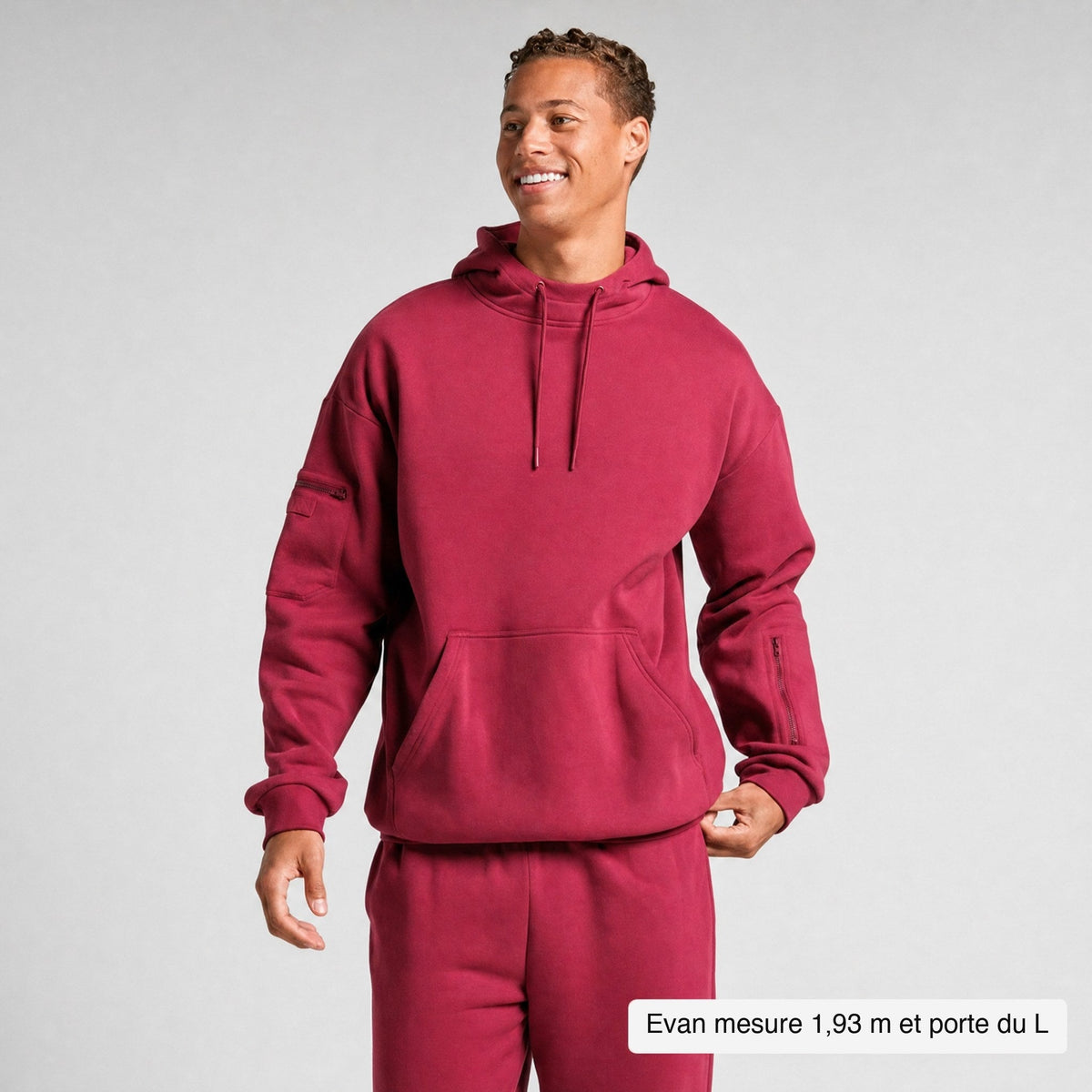 Sweat or rose – Evan mesure 1,93 m et porte du L